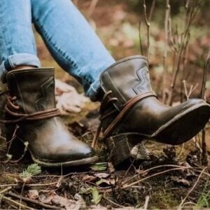 Freebird Casey Distressed Brown Booties